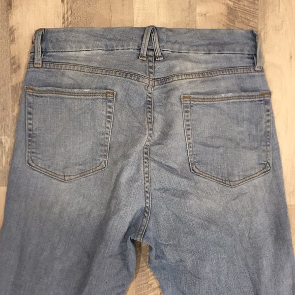 Good American Good Waist distressed Jeans - Picture 4 of 4